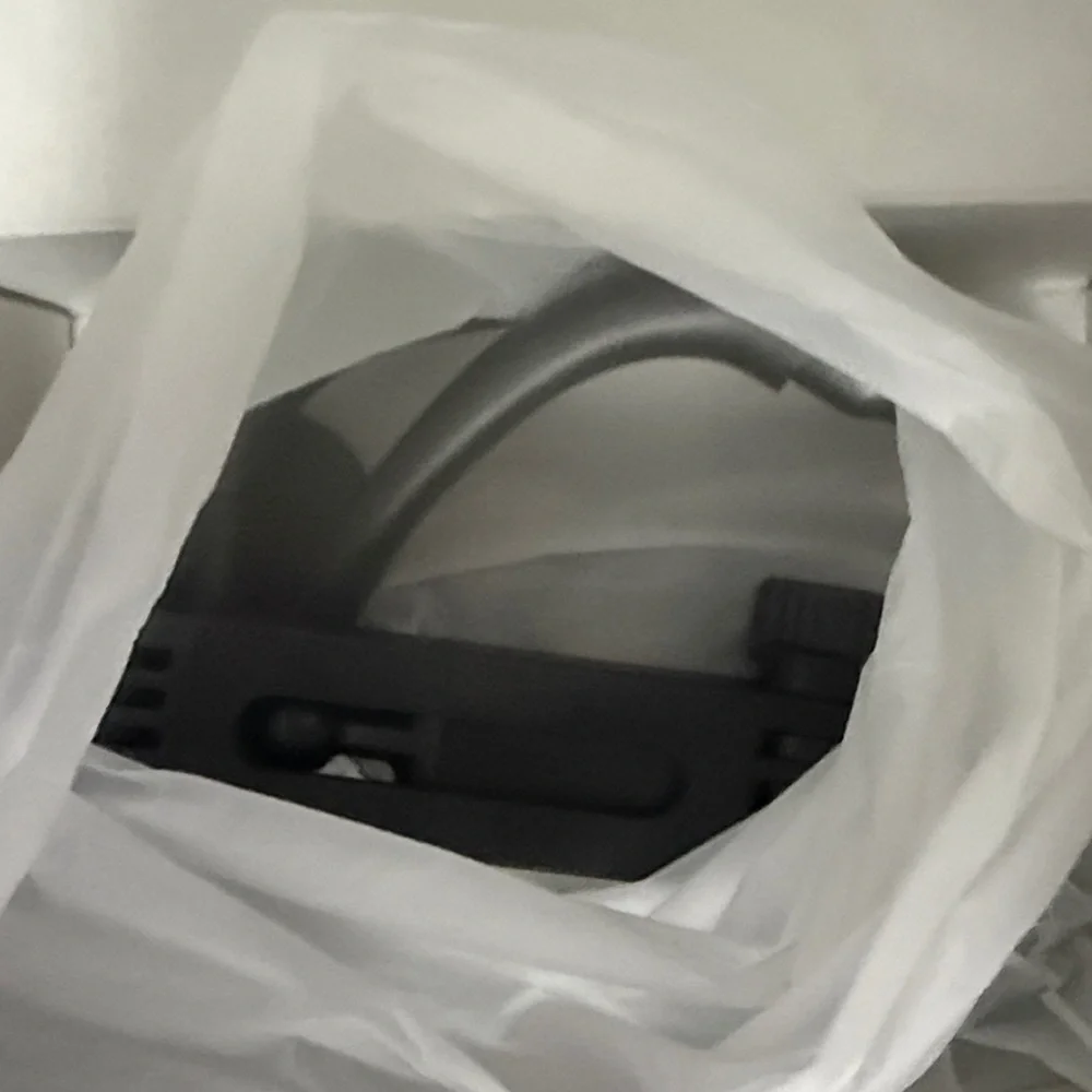 New in box Hand free Black Flexible Phone Holder